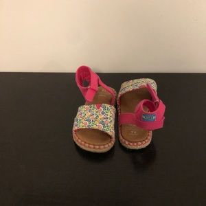 Toms Shoes - TOMS Size 6 Toddler sandals Toms Shoes - TOMS Size 6 Toddler sandals